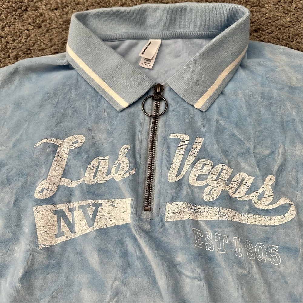 New MEDIUM AMERICAN APPAREL Las Vegas velour short sleeve, super soft and silky